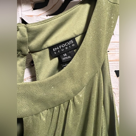 Enfocus studio green sparkly dress - Picture 3 of 6